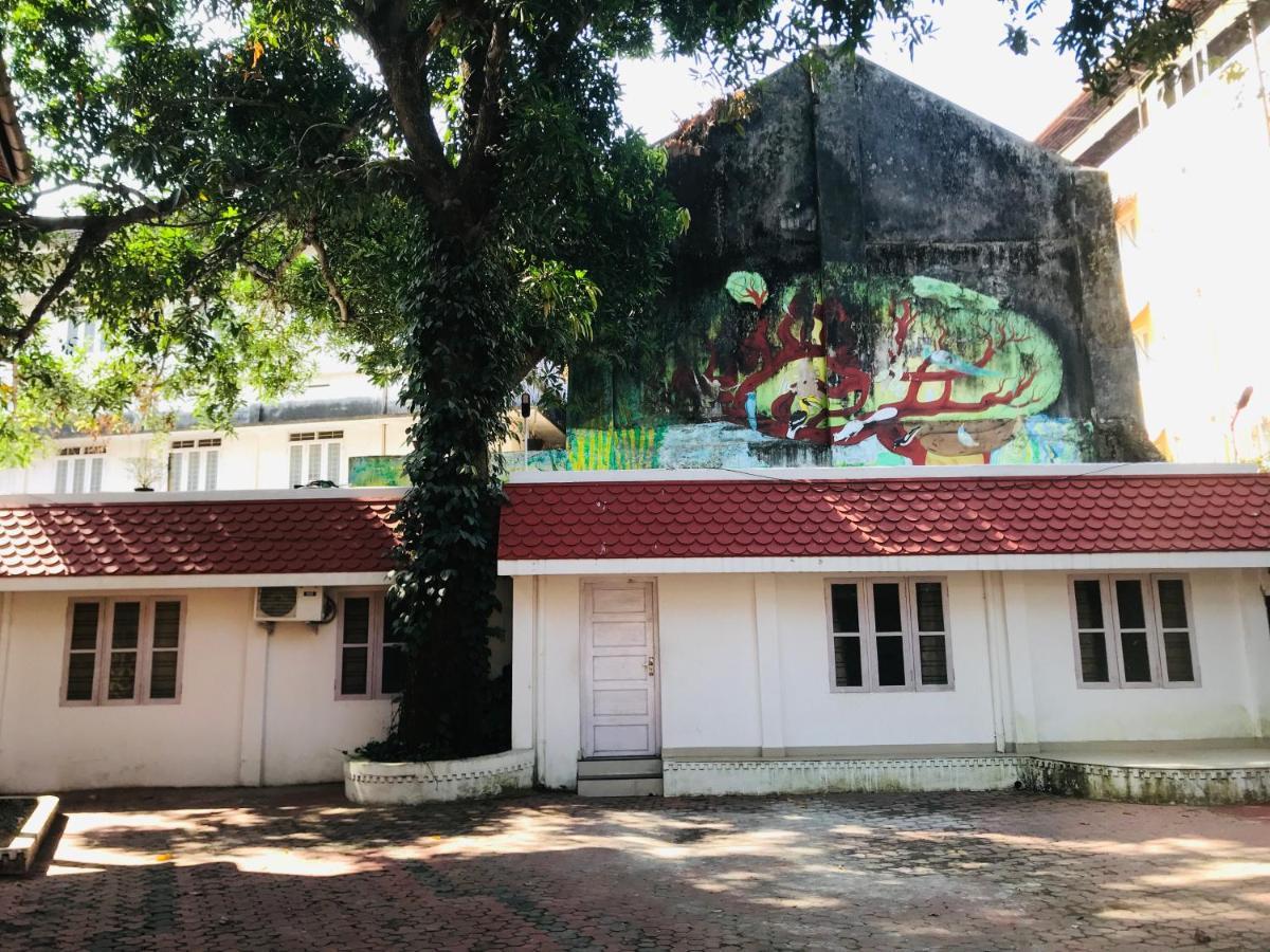 Ballard Bungallow Kochi Exterior photo